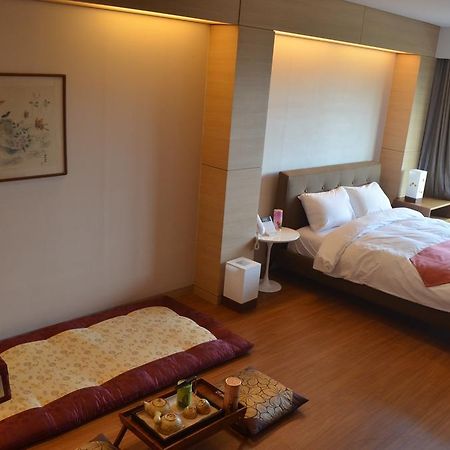 Lake Hills Bugok Resort Changnyeong Exterior photo